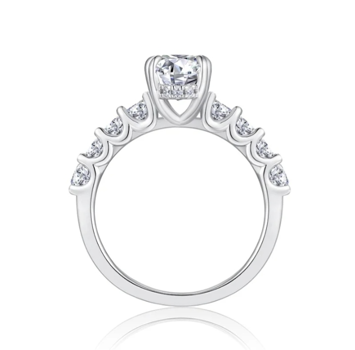 4ct Oval Moissanite Ring - Image 3