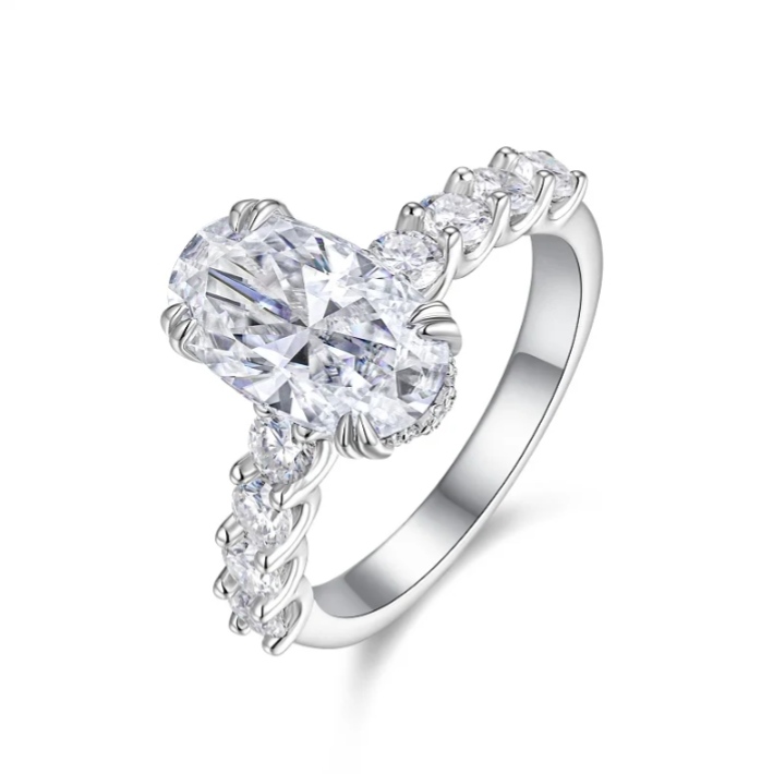 4ct Oval Moissanite Ring - Image 4